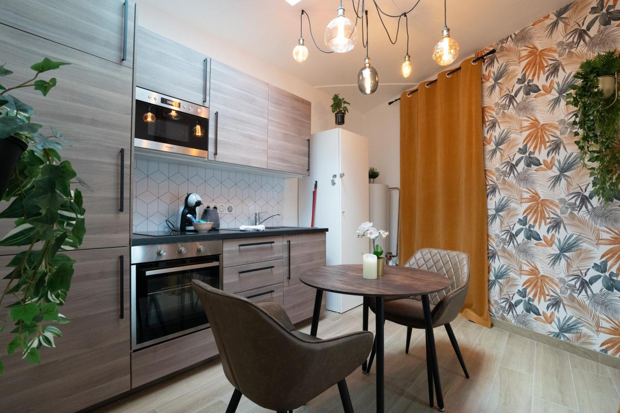 L'Escale Balneo'Romantique - Loveroom - Jacuzzi & Petit Dejeuner Villiers sur Marne Bagian luar foto